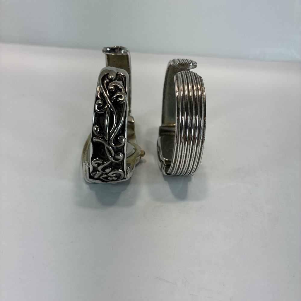 2 Watch Lot Geneva Platinum Silver Toned Bracelets Triangular Rectangle Shaped - Picture 11 of 16